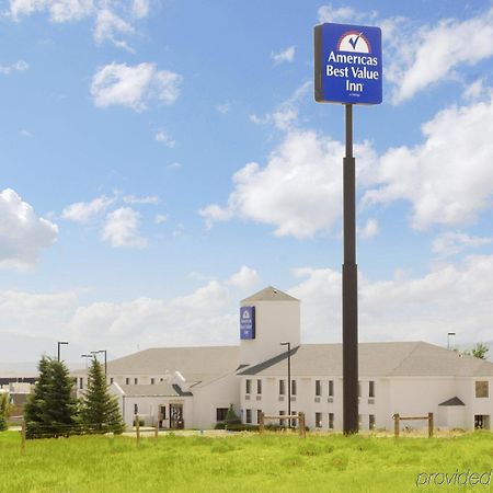 Americas Best Value Inn Rawlins Exterior photo