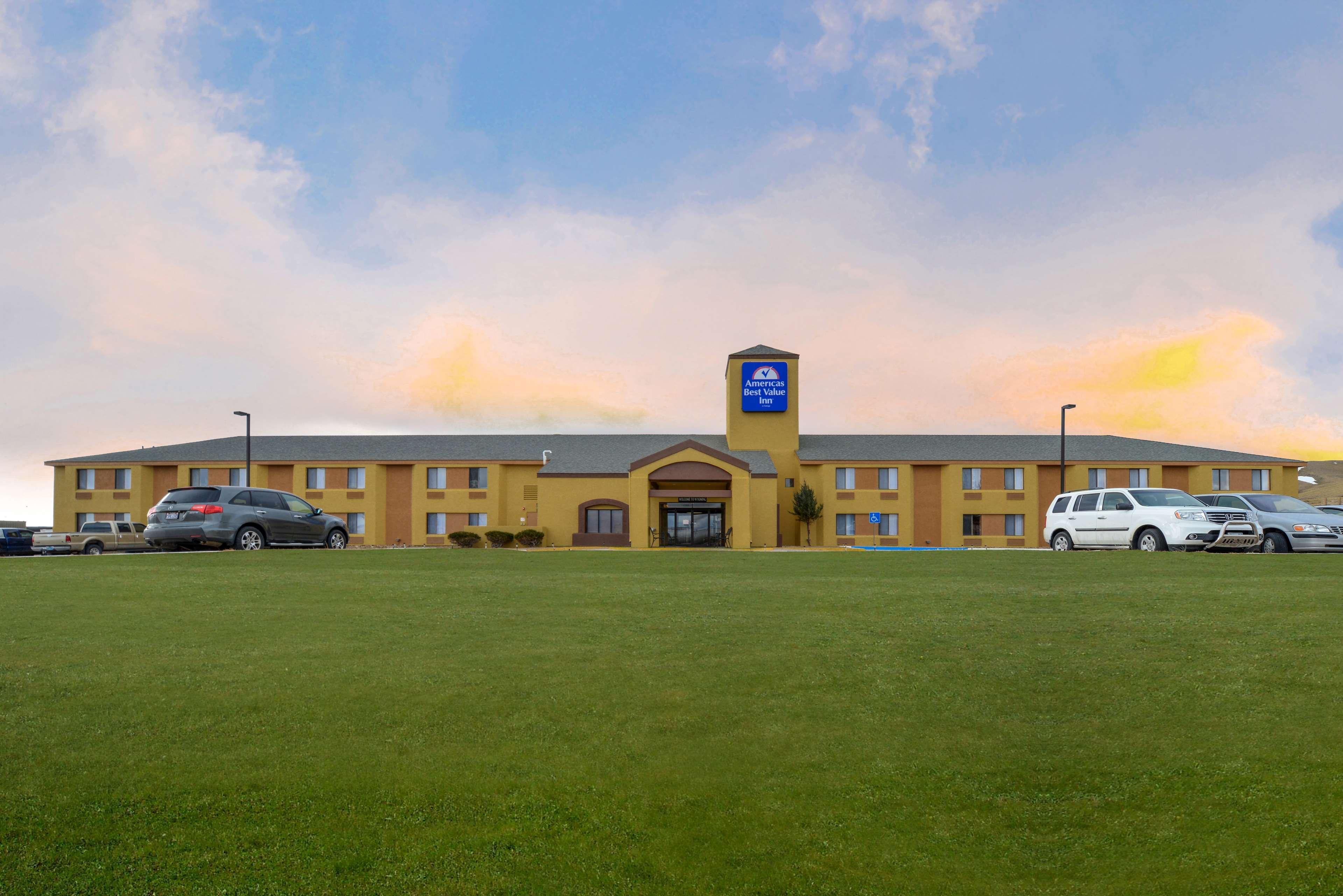 Americas Best Value Inn Rawlins Exterior photo