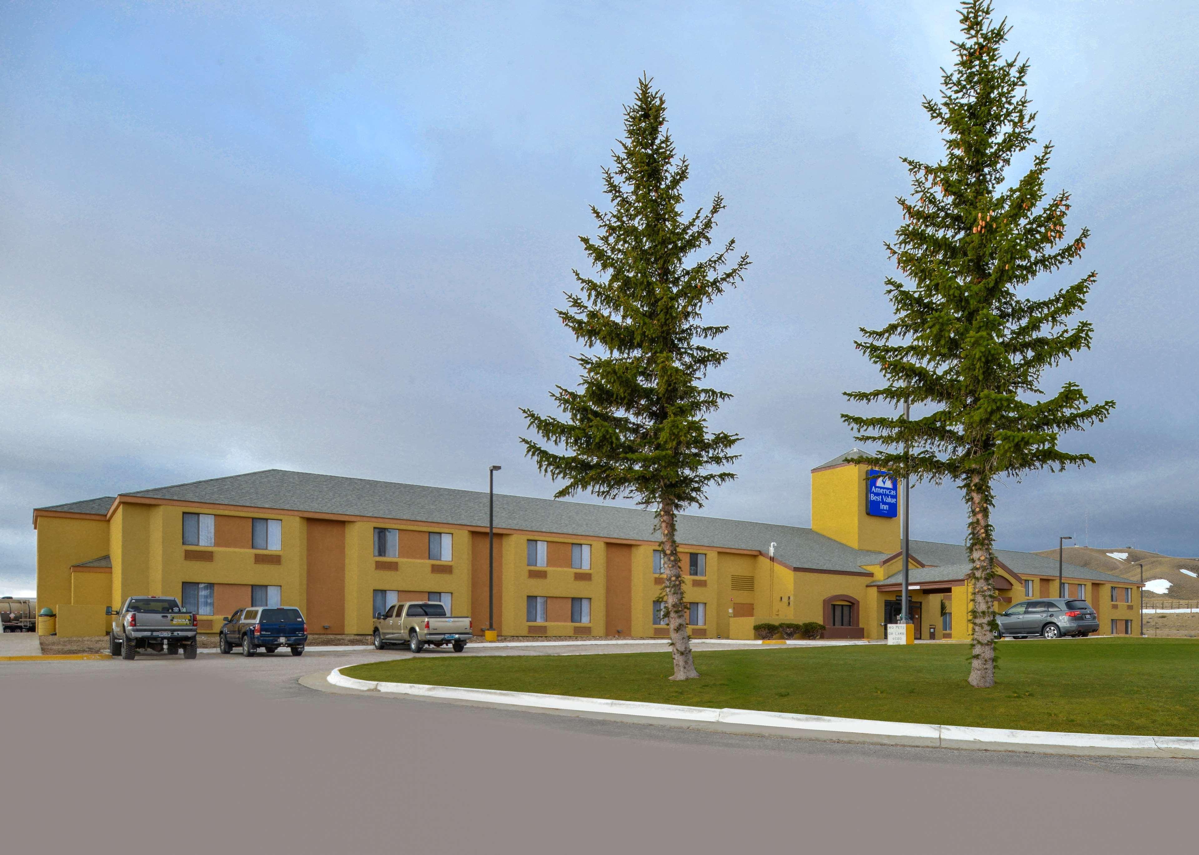 Americas Best Value Inn Rawlins Exterior photo