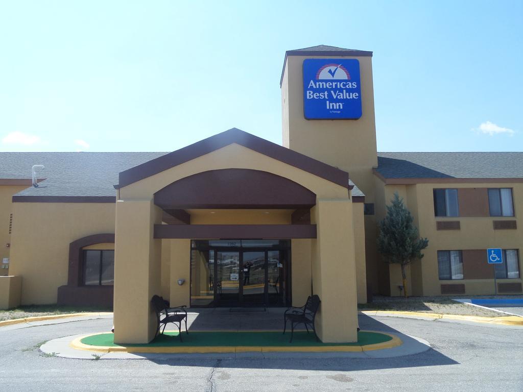 Americas Best Value Inn Rawlins Exterior photo