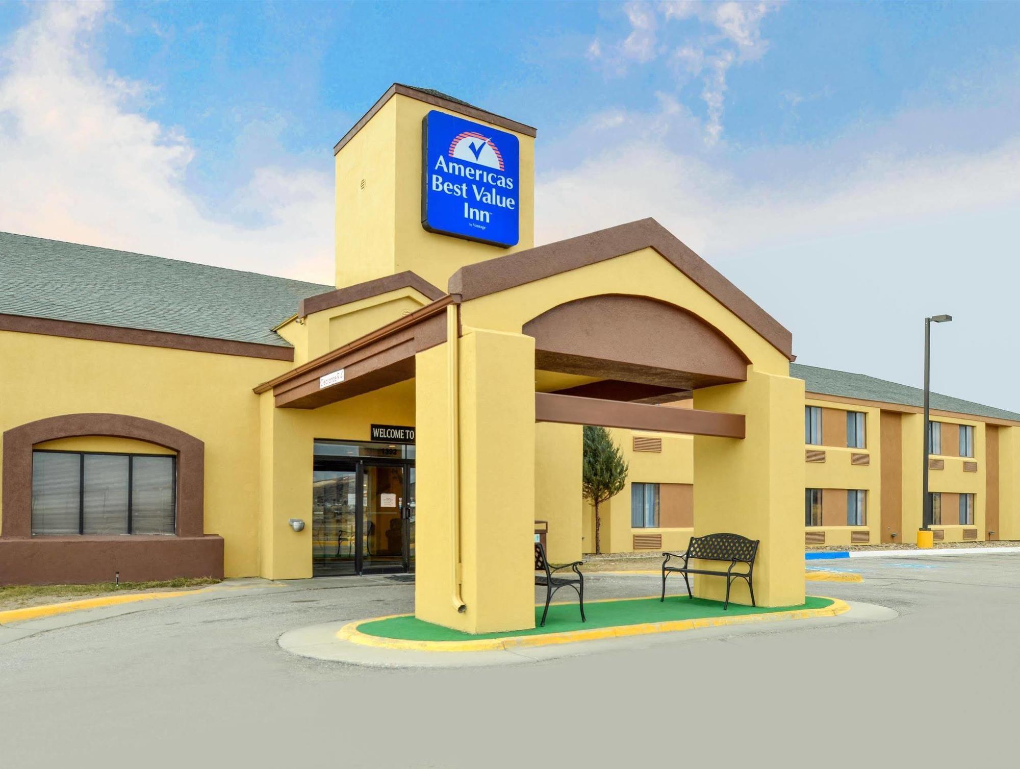 Americas Best Value Inn Rawlins Exterior photo